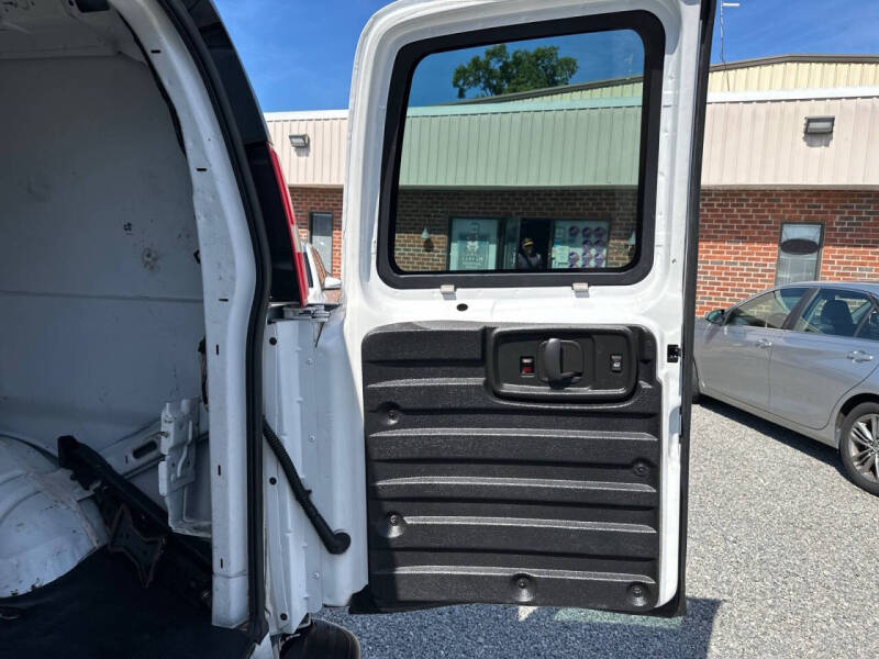 2017 Chevrolet Express 2500