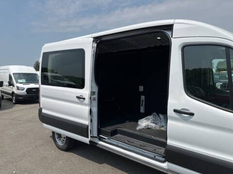 2025 Ford Transit 250