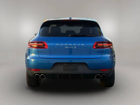 2015 Porsche Macan S