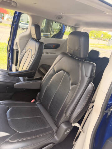 2018 Chrysler Pacifica Touring L Plus
