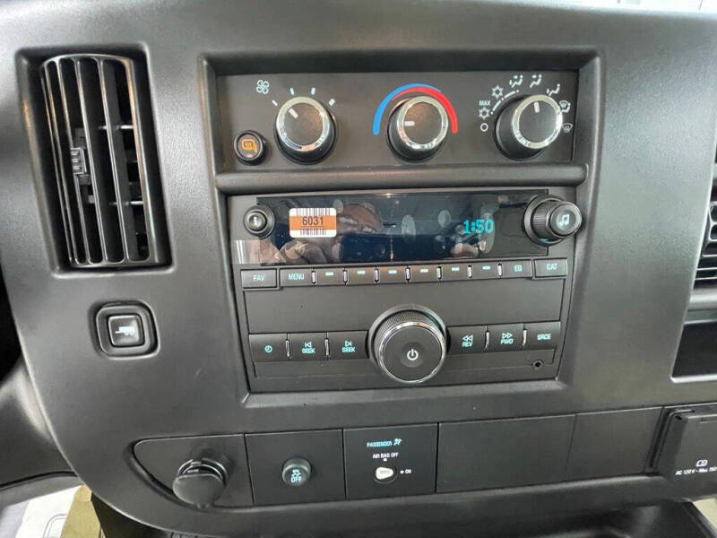 2026 GMC Savana 2500
