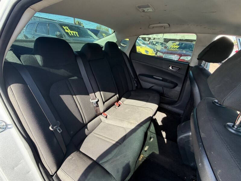 2020 Kia Optima LX