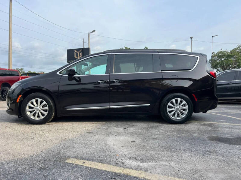 2017 Chrysler Pacifica