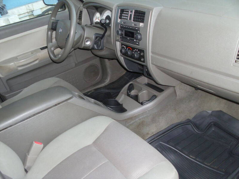 2006 Dodge Dakota SLT