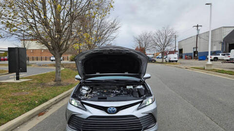 2021 Toyota Camry Hybrid LE