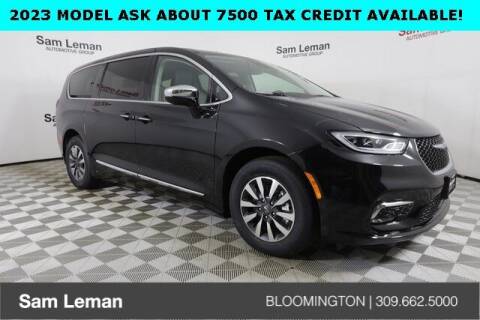 2023 Chrysler Pacifica Plug-In Hybrid for sale at Sam Leman CDJR Bloomington in Bloomington IL