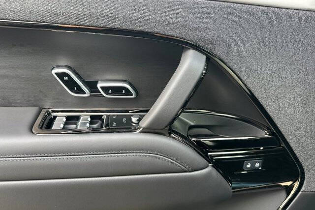 2025 Land Rover Range Rover Sport P400 Dynamic SE