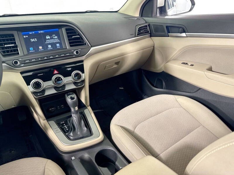 2019 Hyundai Elantra