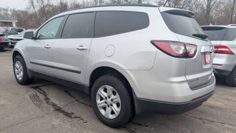 2017 Chevrolet Traverse LS