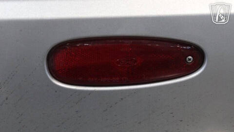 2004 Ford Thunderbird Deluxe