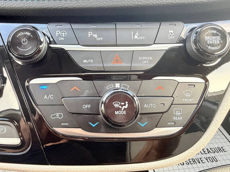 2019 Chrysler Pacifica Hybrid