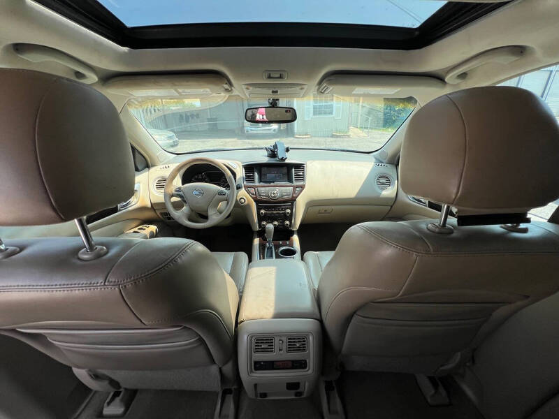 2013 Nissan Pathfinder SL