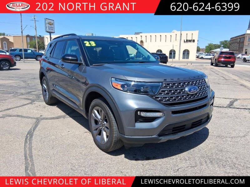 2023 Ford Explorer XLT