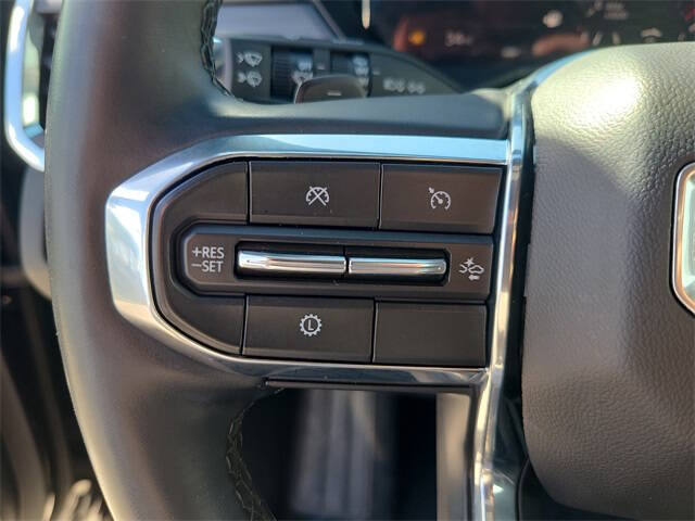 2024 GMC Acadia Elevation