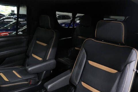 2022 GMC Yukon XL AT4