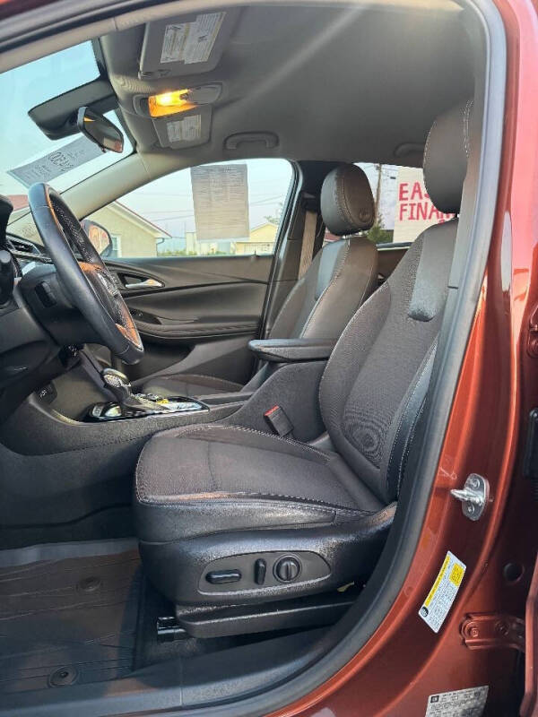 2020 Buick Encore GX Select