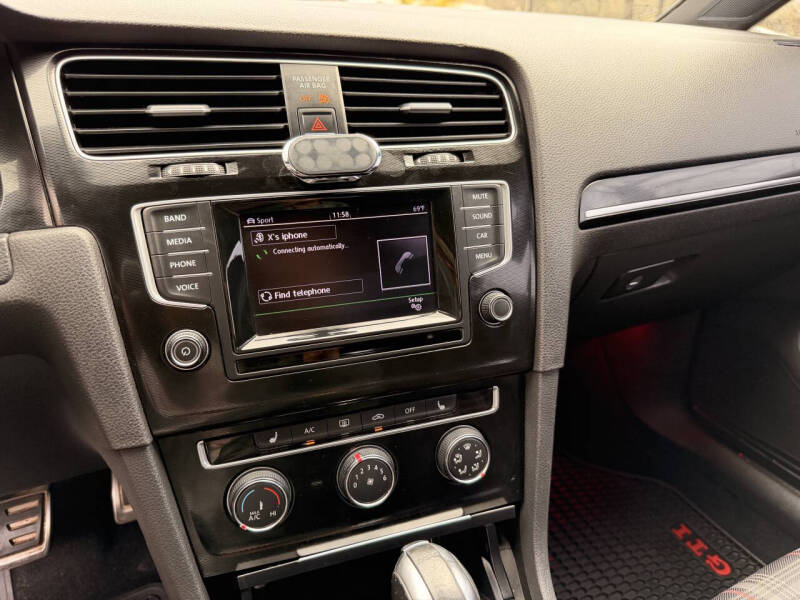 2015 Volkswagen Golf GTI S