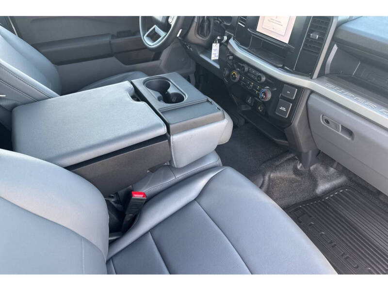 2024 Ford F-600 Super Duty