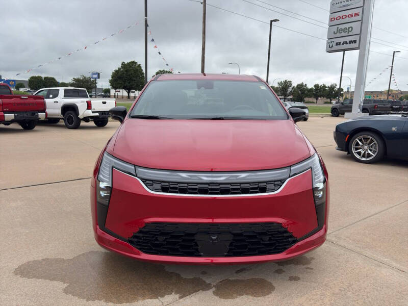 2027 Chrysler Pacifica Select