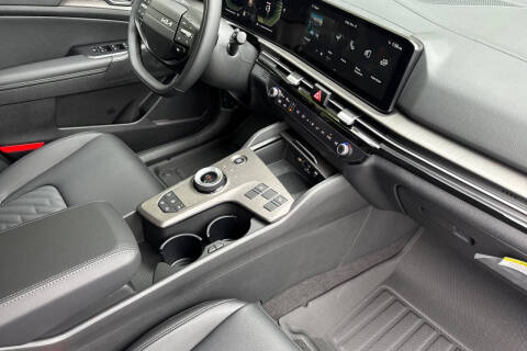 2026 Kia Sportage Plug-In Hybrid X-Line