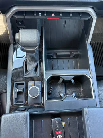 2024 Toyota Tundra SR5