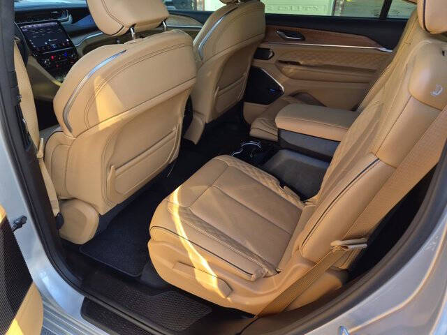 2024 Jeep Grand Cherokee L Summit