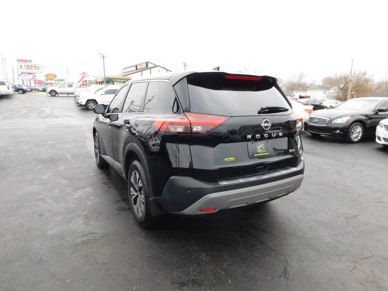 2023 Nissan Rogue SV