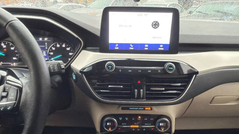 2021 Ford Escape Hybrid SEL