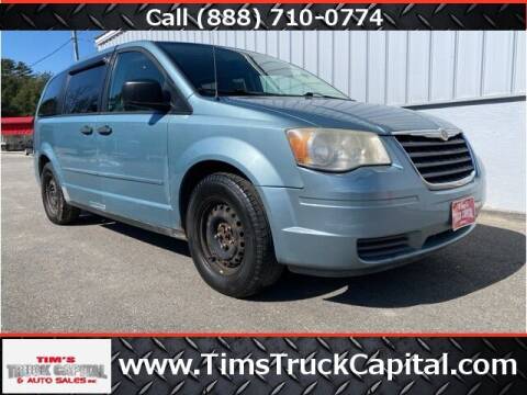 2008 Chrysler Town and Country for sale at TTC AUTO OUTLET/TIM'S TRUCK CAPITAL & AUTO SALES INC ANNEX in Epsom NH