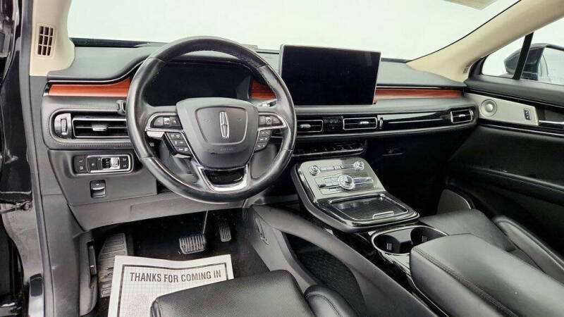 2022 Lincoln Nautilus Reserve