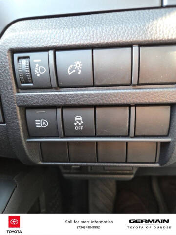 2025 Toyota Tacoma SR