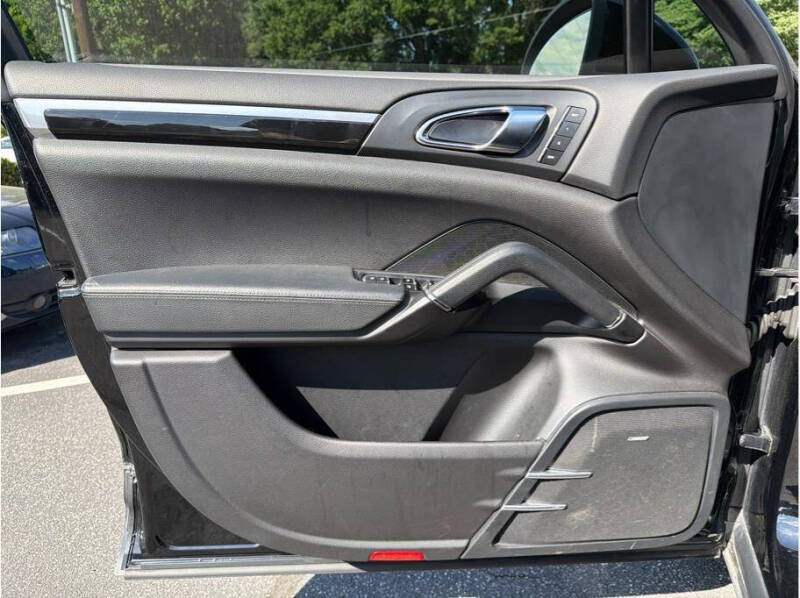 2011 Porsche Cayenne S