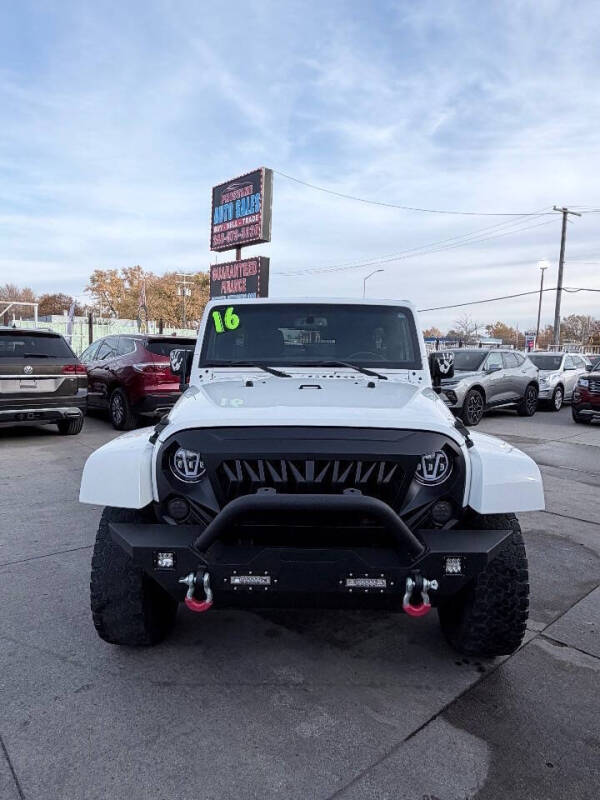 2016 Jeep Wrangler Unlimited Sahara