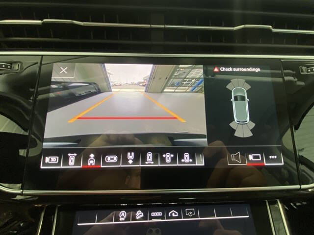 2023 Audi Q7 quattro Premium Plus 55 TFSI