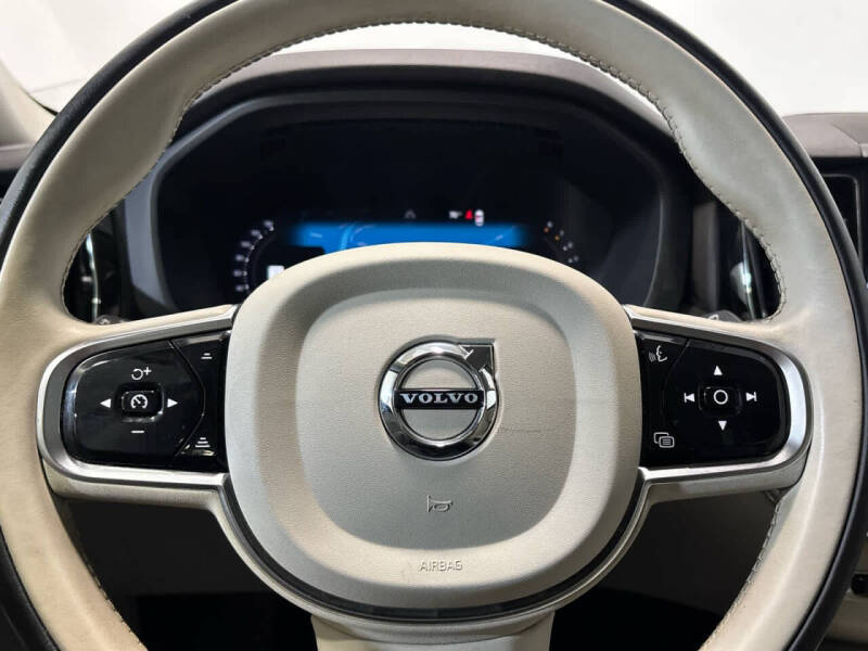 2023 Volvo XC60 B5 Core