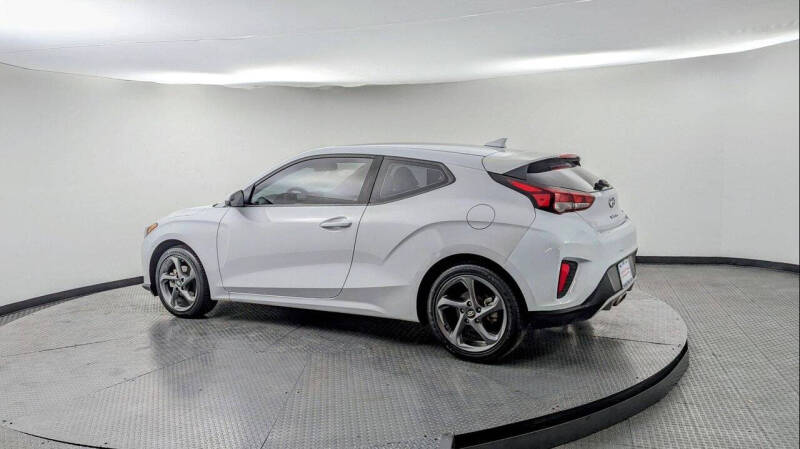 2019 Hyundai Veloster