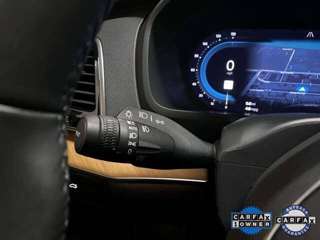 2025 Volvo XC90 B6 Plus Bright Theme 7P