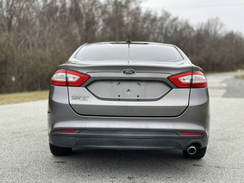 2014 Ford Fusion S