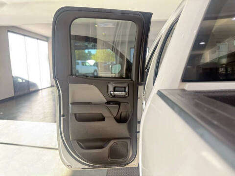 2018 Chevrolet Silverado 1500 Custom