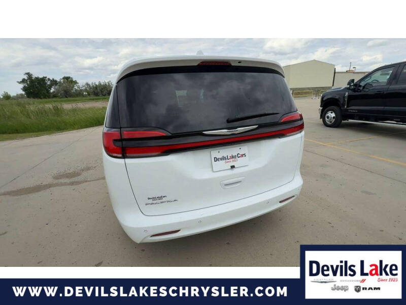 2021 Chrysler Pacifica Touring L
