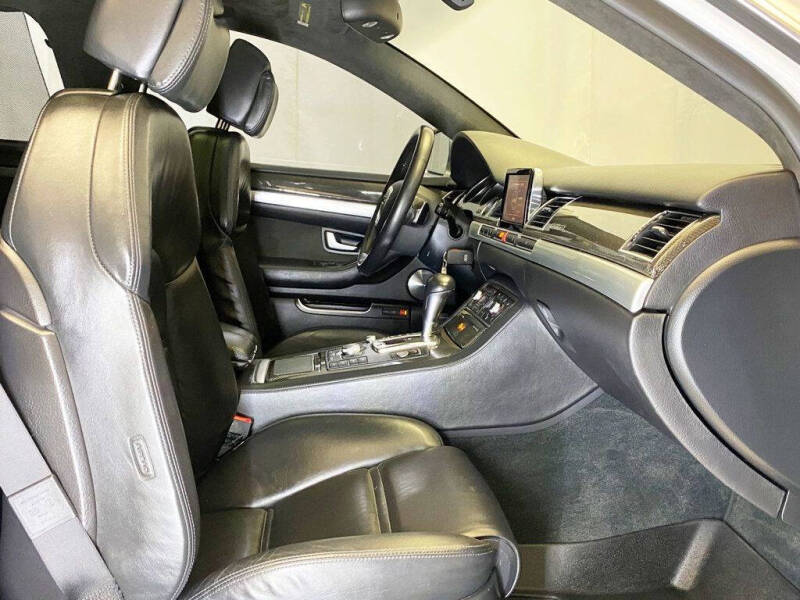 2008 Audi S8 quattro