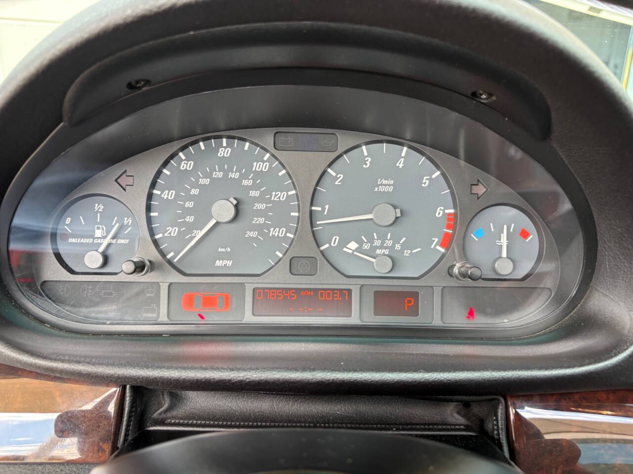 2001 BMW 3 Series 31