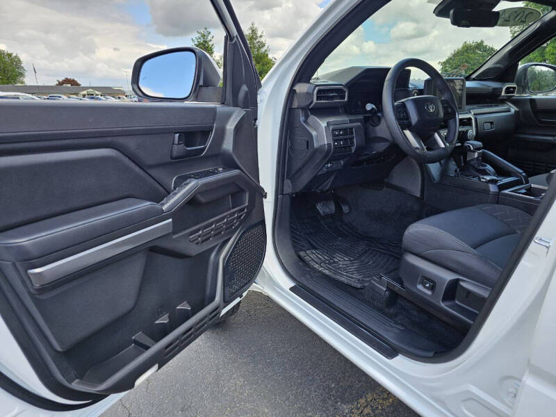 2024 Toyota Tacoma SR5