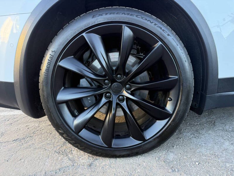 2020 Tesla Model X Long Range Plus