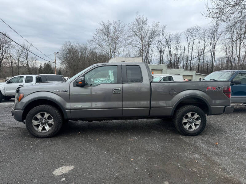 2012 Ford F-150 FX4 photo 2