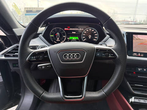 2022 Audi e-tron GT quattro Prestige