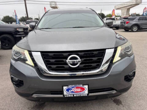 2018 Nissan Pathfinder SV