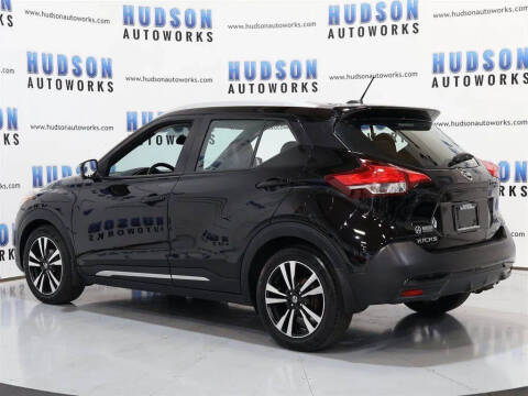 2019 Nissan Kicks SR