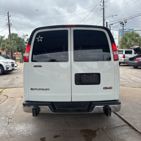 2020 GMC Savana 2500