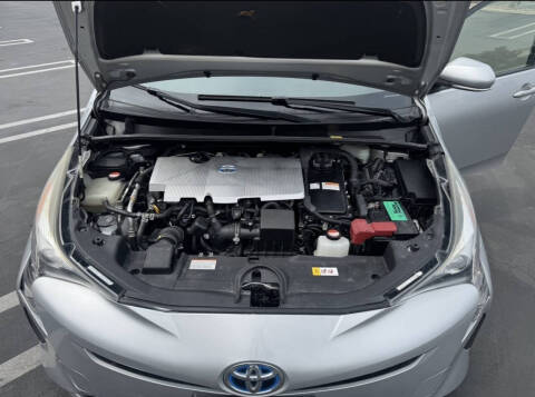 2016 Toyota Prius Two